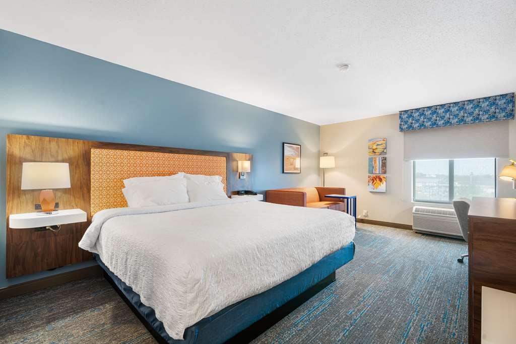 Hampton Inn Ottawa - Starved Rock Area Room photo